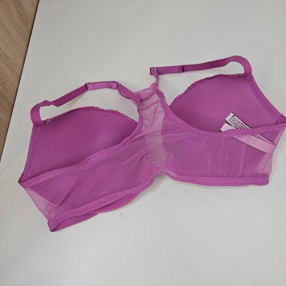 Victoria's Secret Lace Push Up Bra, Front Clasp, Size 36C - Picture 4 of 6
